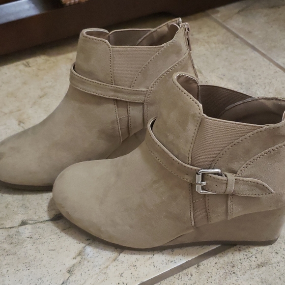 girls wedge boots